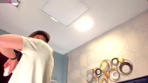  Sebastian  online show from 09/17/25, 12:18