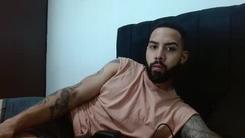 Snapshot of sebastiano_97 chatting on 12/02/24, 02:42 Sebastiano online show from 12/02/24, 02:42