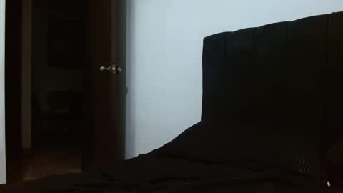 Snapshot of sebastiano_97 chatting on 12/20/24, 04:20 Sebastiano online show from 12/20/24, 04:20