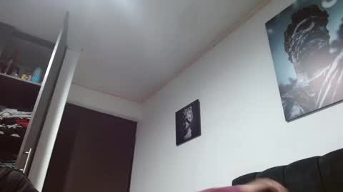 Snapshot of sebastiano_97 chatting on 12/31/24, 05:33 Sebastiano online show from 12/31/24, 05:33