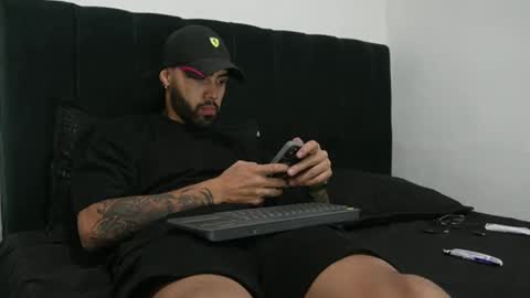 Snapshot of sebastiano_97 chatting on 02/09/25, 02:17 Sebastiano online show from 02/09/25, 02:17