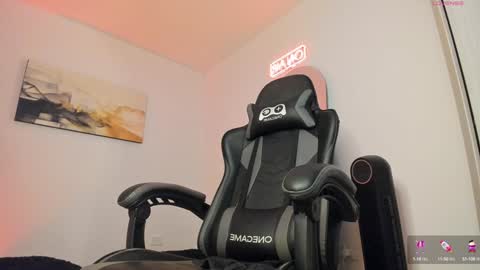 Lucian Sinclair online show from 12/27/24, 03:42