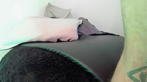 Lucian Sinclair online show from 02/09/25, 08:56