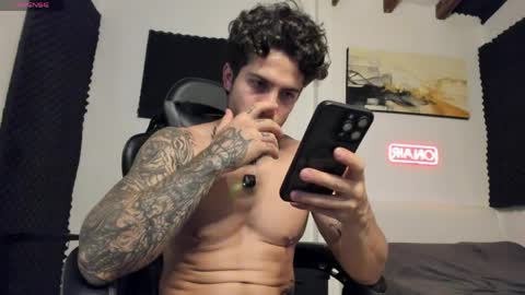 Lucian Sinclair online show from 04/10/26, 03:56