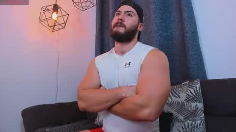 Instagram jeanpaulfit  online show from 03/21/26, 11:08