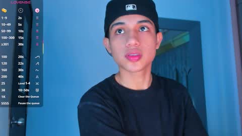 Sebastian online show from 12/19/25, 08:49