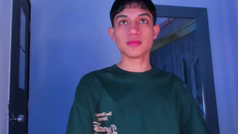 Sebastian online show from 03/18/26, 08:34