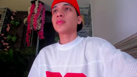 Sebastian online show from 04/19/26, 04:01