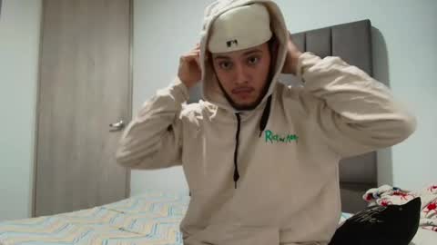 ryan miller online show from 02/16/25, 04:42