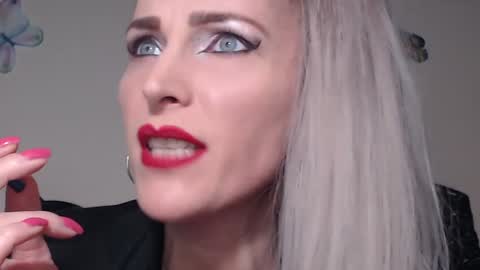 Emily online show from 01/23/25, 09:18