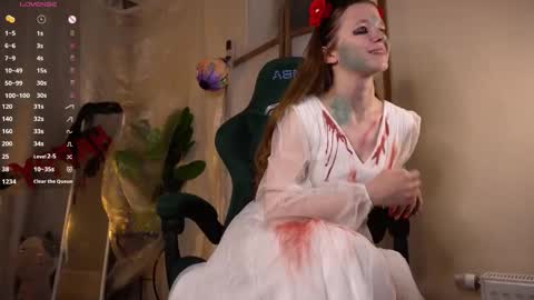 Brenda online show from 10/31/25, 05:14