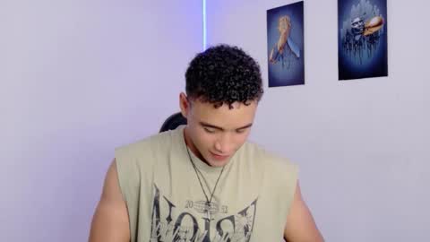 Snapshot of second_kai chatting on 09/29/25, 02:33 kai online show from 09/29/25, 02:33