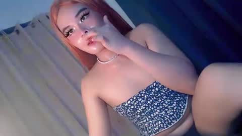 kwen online show from 10/03/25, 03:20