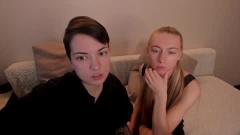 Amanda and  pair in a real life we love each other but can play with you online show from 12/10/24, 08:19