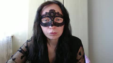 Elly online show from 04/23/26, 08:57