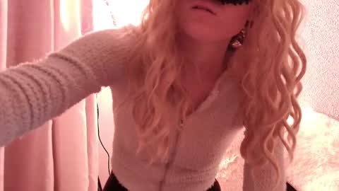 Anni online show from 03/02/25, 06:27