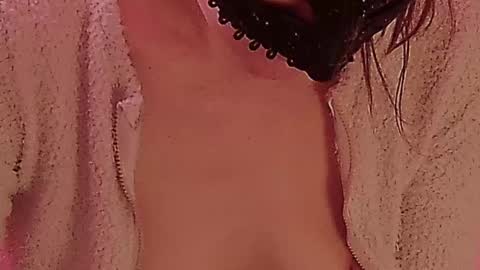 Anni online show from 03/05/25, 08:43