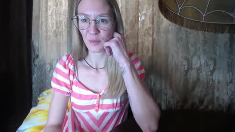 Snapshot of secretcandy222 chatting on 01/20/25, 11:24 secretcandy222 online show from 01/20/25, 11:24