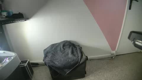 secretcouple67 online show from 12/18/25, 09:21