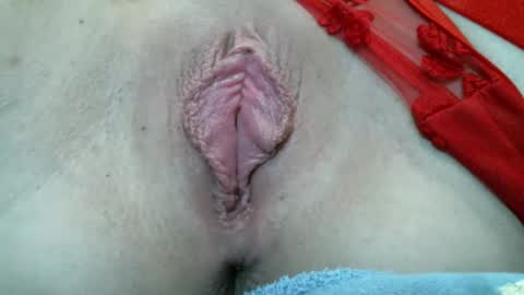 Snapshot of secretlisa chatting on 02/14/25, 09:43 SecretLisa online show from 02/14/25, 09:43