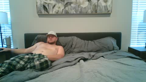 Snapshot of secretlyseductive9399 chatting on 12/15/24, 05:31 secretlyseductive9399 online show from 12/15/24, 05:31