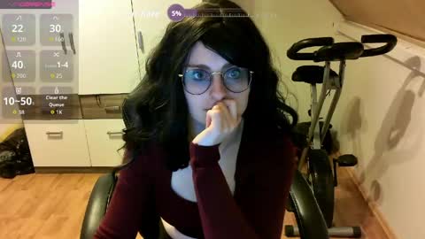 secretmia94 online show from 04/15/26, 06:53