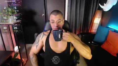 Snapshot of seddy_ chatting on 06/11/26, 10:24 sed online show from 06/11/26, 10:24