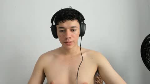 Sebas online show from 06/15/26, 06:43