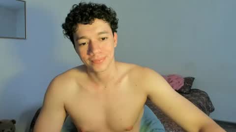 Snapshot of seder_4 chatting on 08/03/26, 07:17 Sebas online show from 08/03/26, 07:17