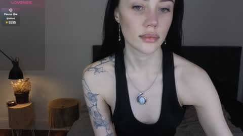 Sara online show from 12/17/24, 09:27