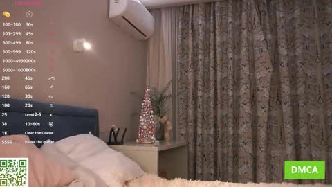 Mia online show from 02/03/26, 04:12