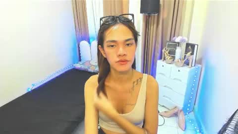 aliyah online show from 06/16/26, 07:33