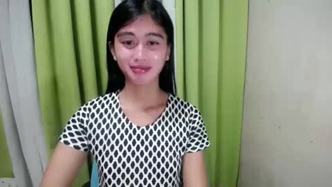 Snapshot of seductive_monicaxxx chatting on 06/10/26, 05:23 NIK online show from 06/10/26, 05:23