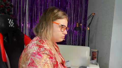 seductive_she_wolf online show from 01/28/25, 12:57