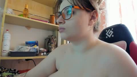 seductive_she_wolf online show from 04/19/26, 02:38