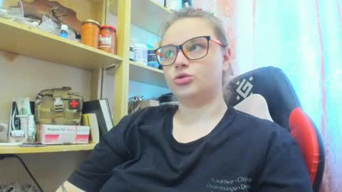 seductive_she_wolf online show from 06/03/26, 03:09