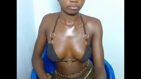 seductive_sugar247 online show from 04/11/26, 07:56