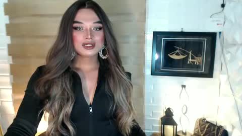 Deluxe online show from 02/17/25, 09:13