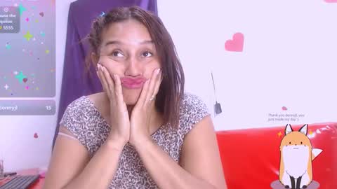 Snapshot of seductivespellvagina80 chatting on 02/27/26, 01:22 Estefany online show from 02/27/26, 01:22