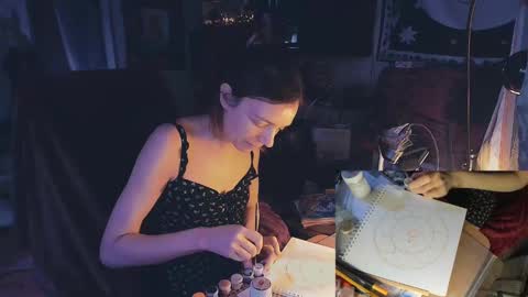 Lisa online show from 02/01/25, 12:40