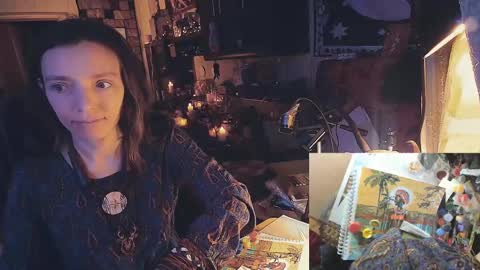 Lisa online show from 02/17/25, 10:47