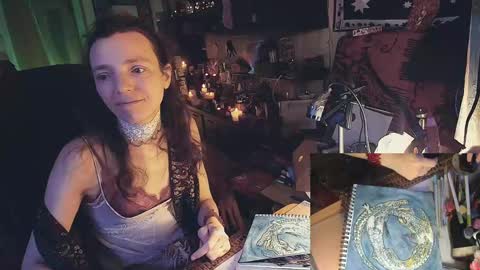 Lisa online show from 02/25/25, 11:44