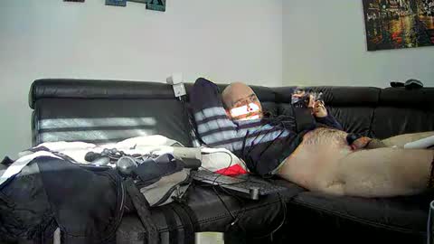 Sebastian online show from 01/01/25, 10:43