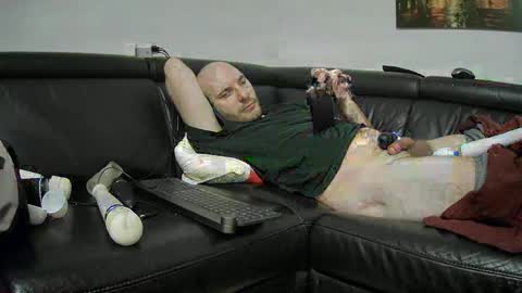 Sebastian online show from 01/08/25, 05:59