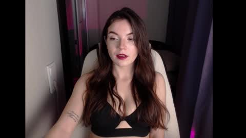 Emily online show from 02/04/25, 10:43