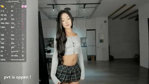 Akira Youri online show from 04/11/26, 12:31