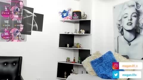 seelena_f online show from 12/04/25, 10:35