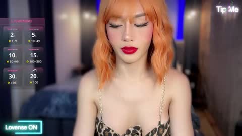 Caroline Tiu online show from 01/16/26, 01:42