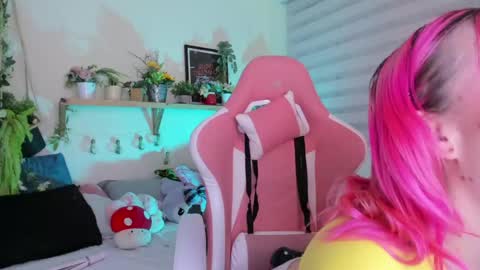 Yeyis  online show from 04/18/26, 02:59