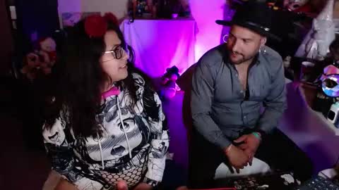 Snapshot of sekteth_remeth chatting on 11/29/25, 09:51 sekteth_remeth online show from 11/29/25, 09:51